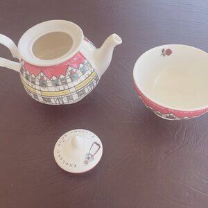 Whittard of Chelsea, 'Tea for one' tea pot and cup Britannia Olde England